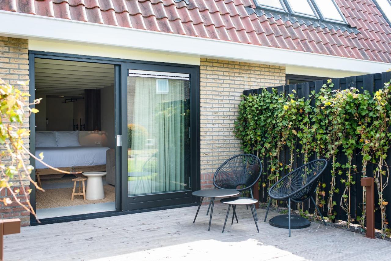 Van Heeckeren Apartments & Suites Nes Nes  Dış mekan fotoğraf